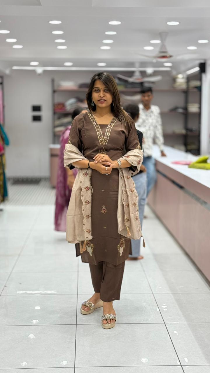 Embroidered Kurti Pant Set with Dupatta | Ethnic Suit for Women | Festive & Office Wear