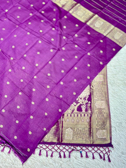 SHAGUN FASHION Premium Silk Saree with Rich Zari Border & Tassels – Elegant Festive Wear