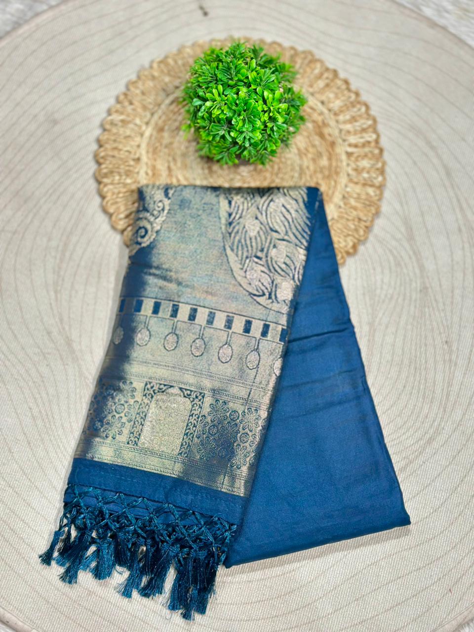 SHAGUN FASHION Premium Silk Saree with Rich Zari Border & Tassels – Elegant Festive Wear