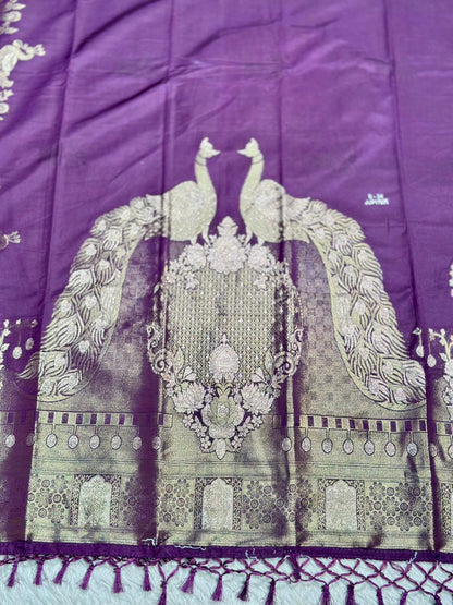 SHAGUN FASHION Premium Silk Saree with Rich Zari Border & Tassels – Elegant Festive Wear