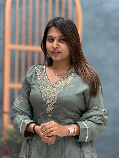 Green Embroidered Kurta Set with Dupatta – Stylish & Comfortable Wear by SHAGUN FASHION