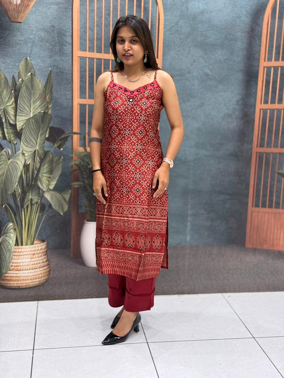Stylish Sleeveless Printed Kurta Set – Daily Wear Trend by SHAGUN FASHION