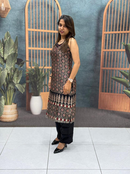 Elegant Sleeveless Printed Kurta Set – Trendy Daily Wear by SHAGUN FASHION