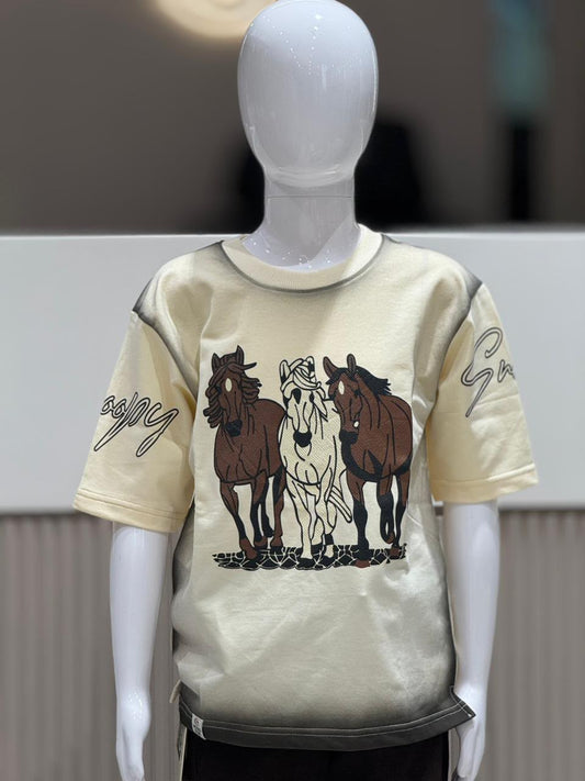 SHAGUN FASHION Premium Kids Oversized T-Shirt – Cool Running Three-Horses Graphic Print Crewneck with Unique Ombre Spray Effect