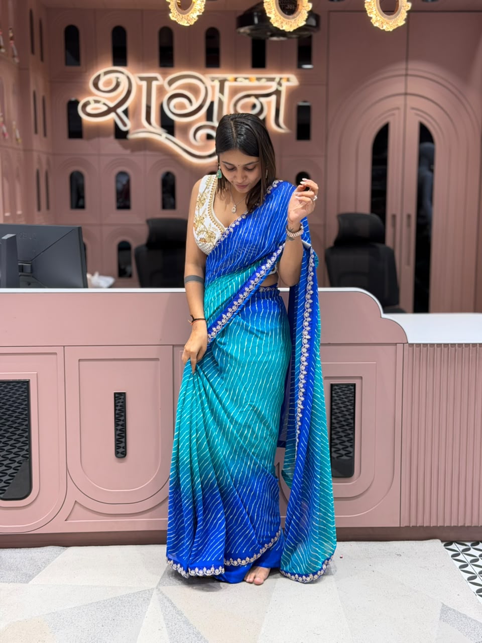 SHAGUN FASHION Dual-Shade Leheriya Georgette Saree with Embroidered Floral Cutwork Border