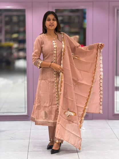 SHAGUN FASHION Premium Designer Cotton Anarkali Suit Set with Cutwork Dupatta & Pant | Exclusively on zankhi.in