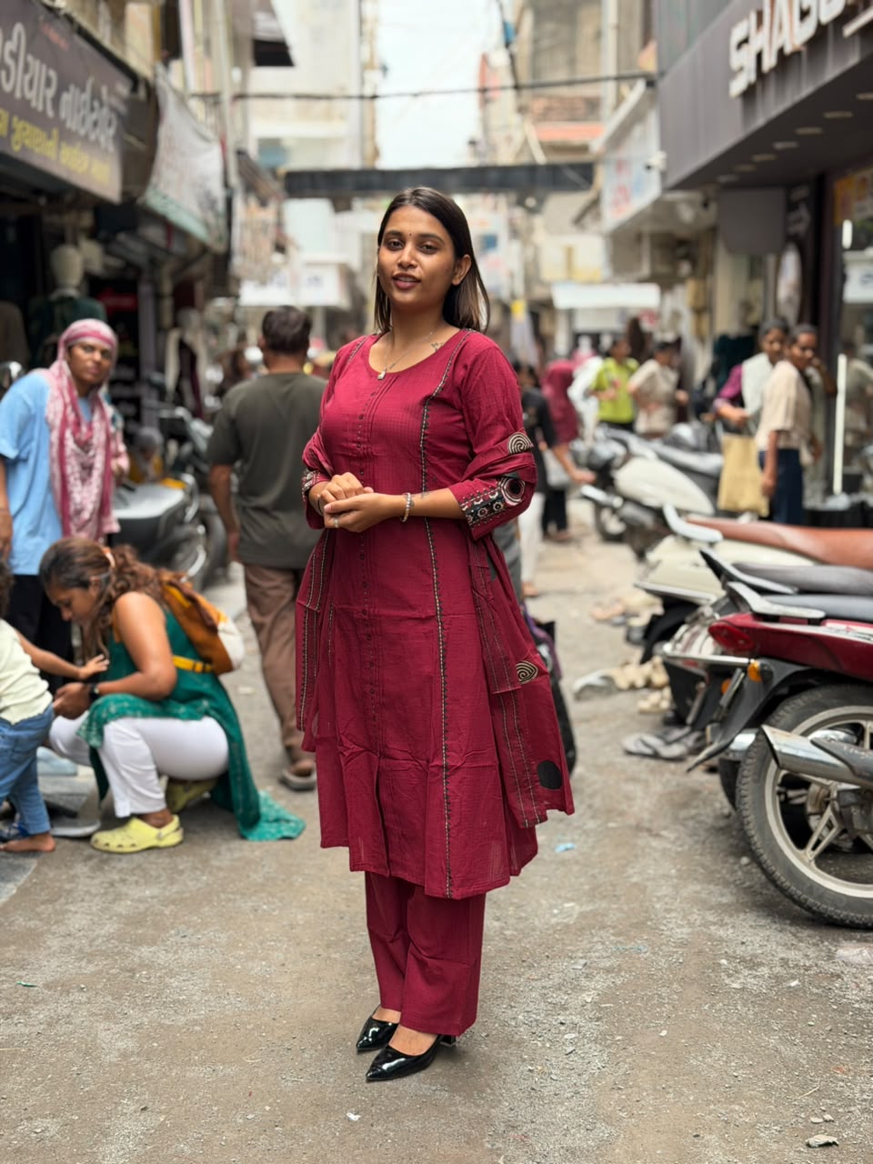 SHAGUN FASHION – Maroon Cotton Kurti Pant Set with Printed Dupatta