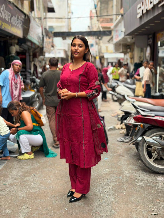 SHAGUN FASHION – Maroon Cotton Kurti Pant Set with Printed Dupatta