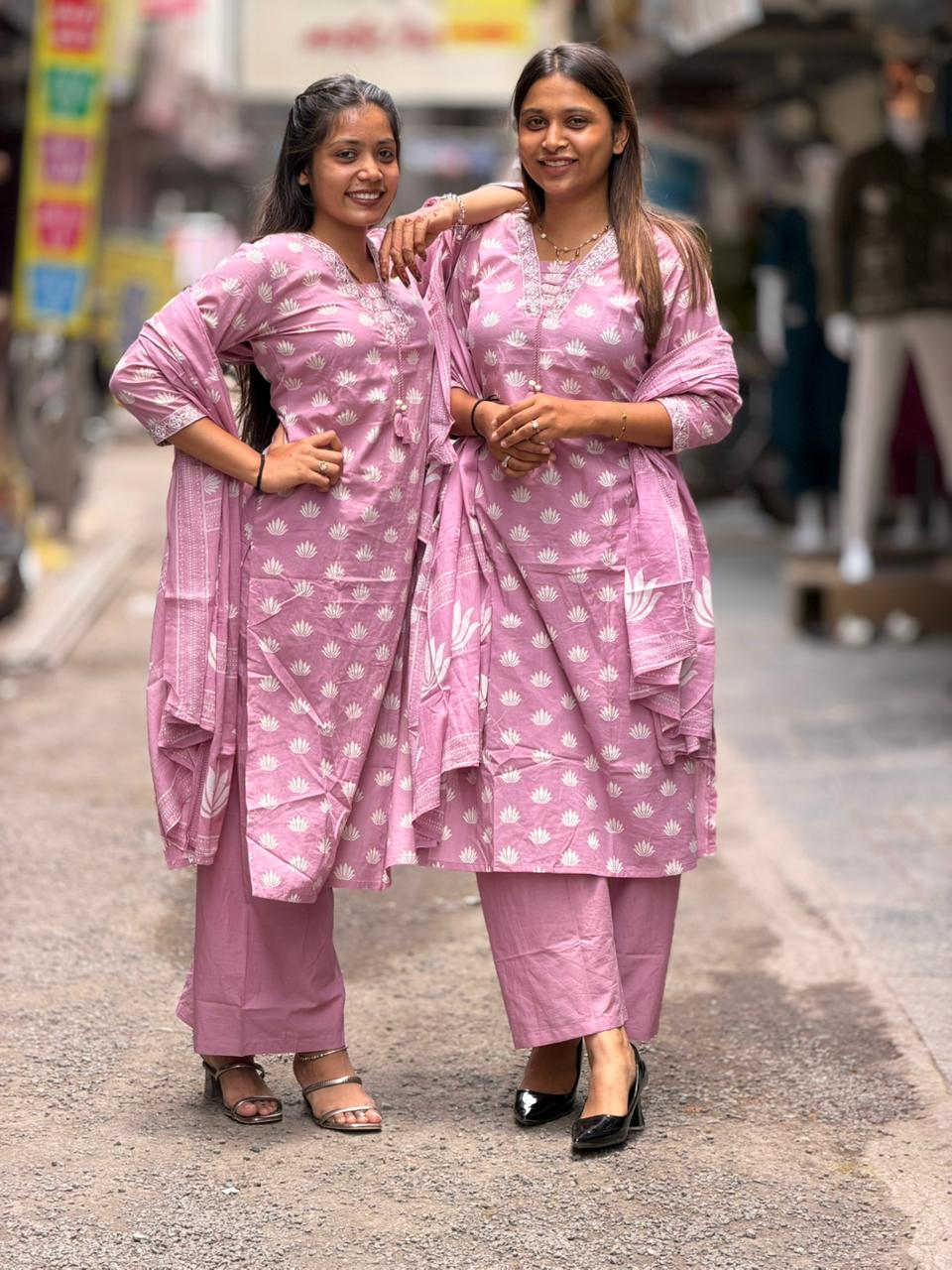 SHAGUN FASHION – Premium Floral Printed Cotton Suit Set
