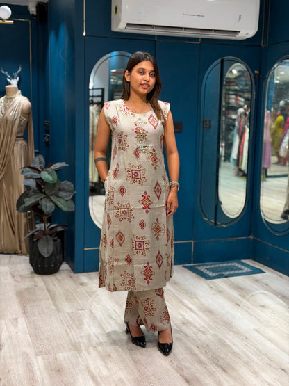 SHAGUN FASHION Premium Sleeveless Ethnic Printed Kurti & Matching Pant Set with Neck Mirror Handwork