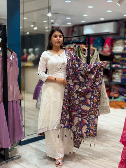 SHAGUN FASHION Off-White Mirror Work Kurti Set with Kalamkari Dupatta
