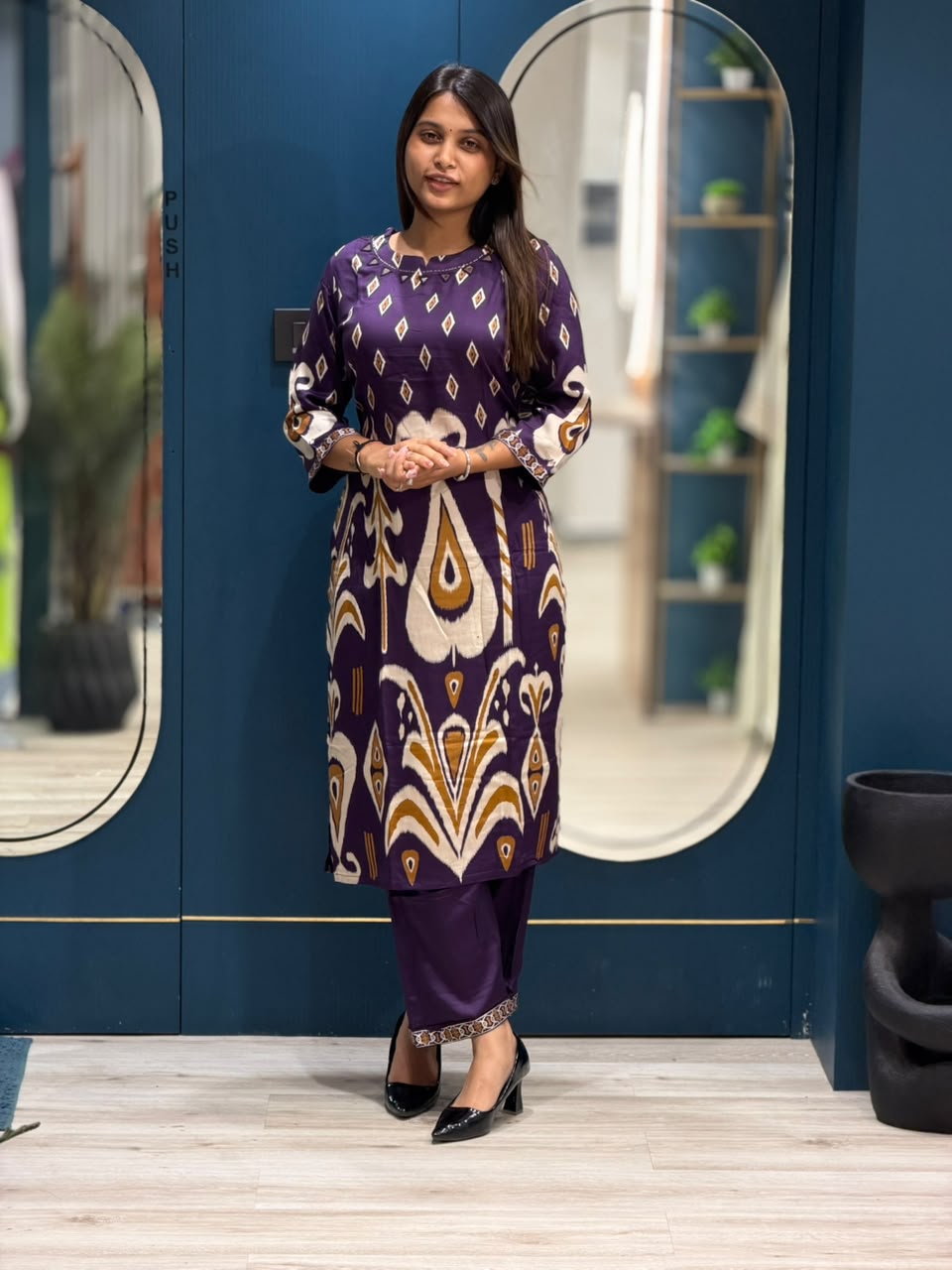 SHAGUN FASHION Premium Ikat Print Kurti Set | zankhi.in