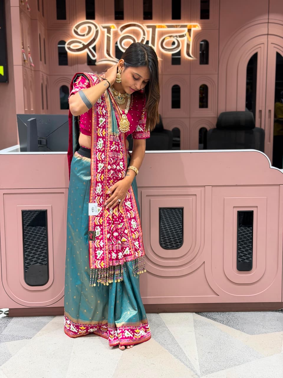 Royal Patola & Hand-Beaded Heavy Work Festive Saree
