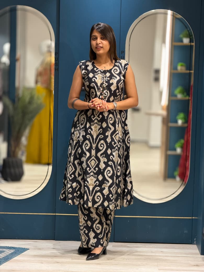 SHAGUN FASHION Premium Ikat Print Sleeveless Kurti & Pant Set with Mirror Work Neckline