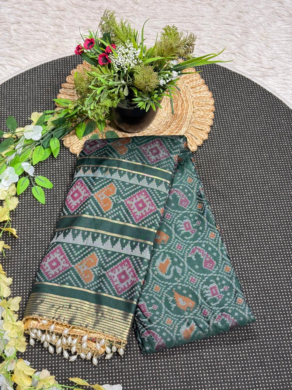 SHAGUN FASHION Exclusive Banglori Soft Silk Ikat Patola Saree with Rich Zari Weaving Pallu & Pearl Tassel Finish