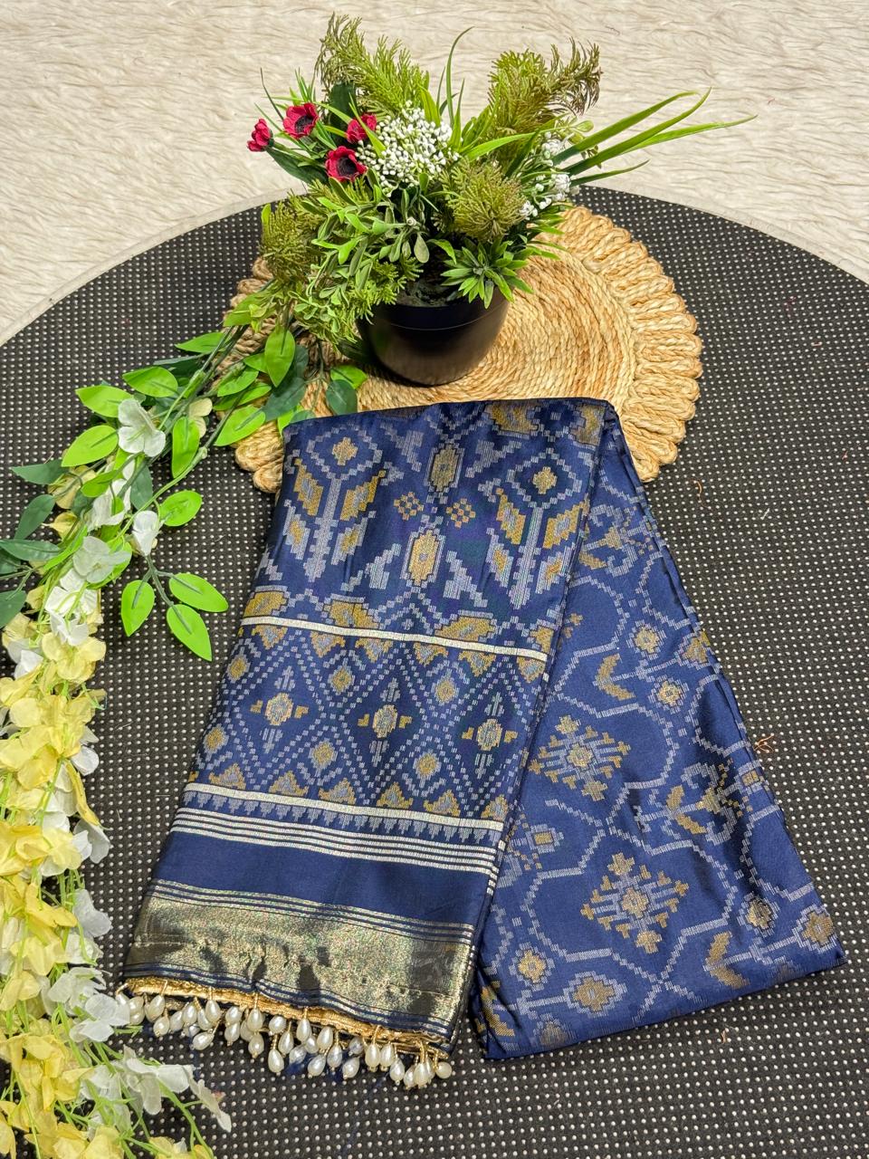 SHAGUN FASHION Premium Patola Weave Silk Saree with Rich Zari Border & Pearl Latkan