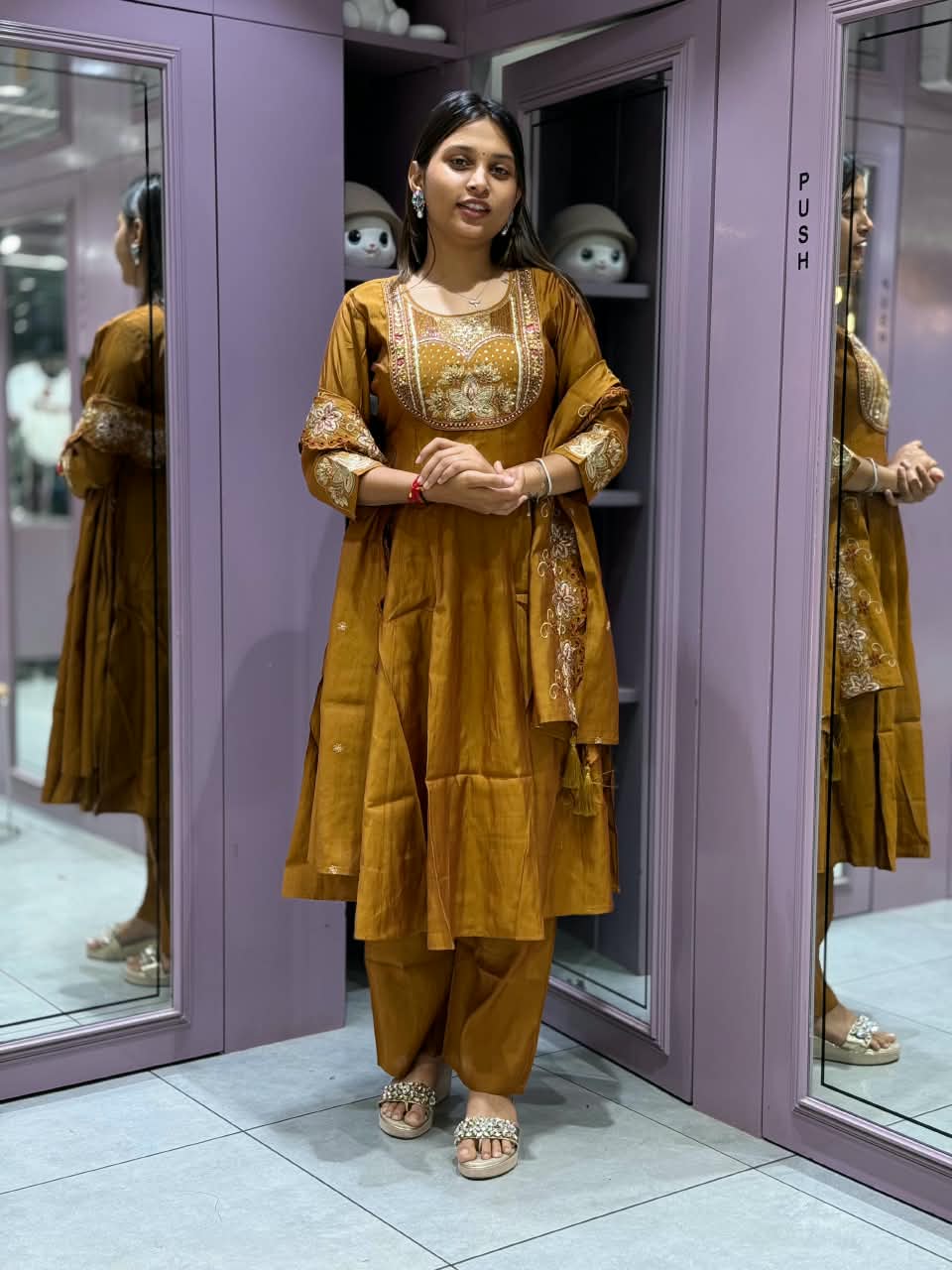 SHAGUN FASHION Exclusive Heavy Handwork Silk Anarkali Kurti Pant with Cutwork Dupatta Set