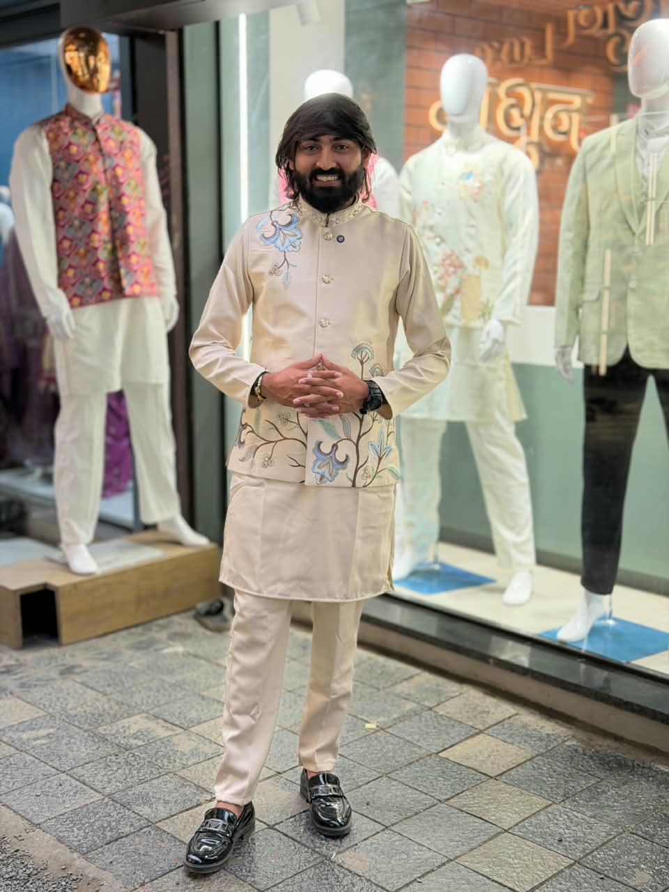 SHAGUN FASHION Designer Floral Embroidery Kurta Set with Matching Jacket
