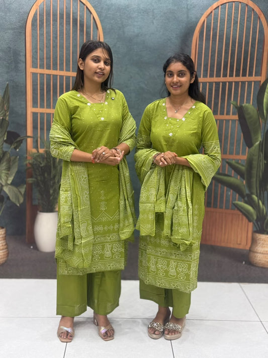 SHAGUN FASHION Premium Bandhani Printed Cotton Kurti Pant Dupatta Set | Exclusive Collection on zankhi.in