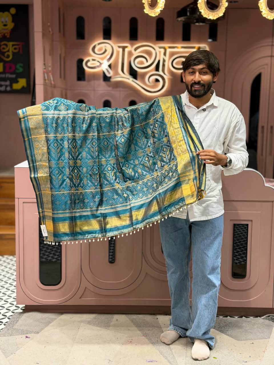 SHAGUN FASHION Exclusive Patola Silk Saree With Rich Zari Weaving & Pearl Latkan