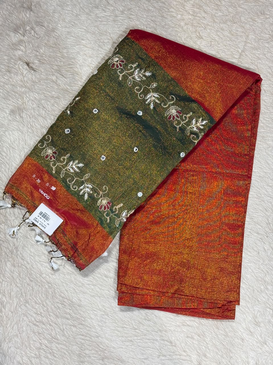SHAGUN FASHION Exclusive Soft Yahoo Linen Cotton Saree with Rich Embroidery Border, Shiny Metallic Finish & Fancy Tassels Pallu