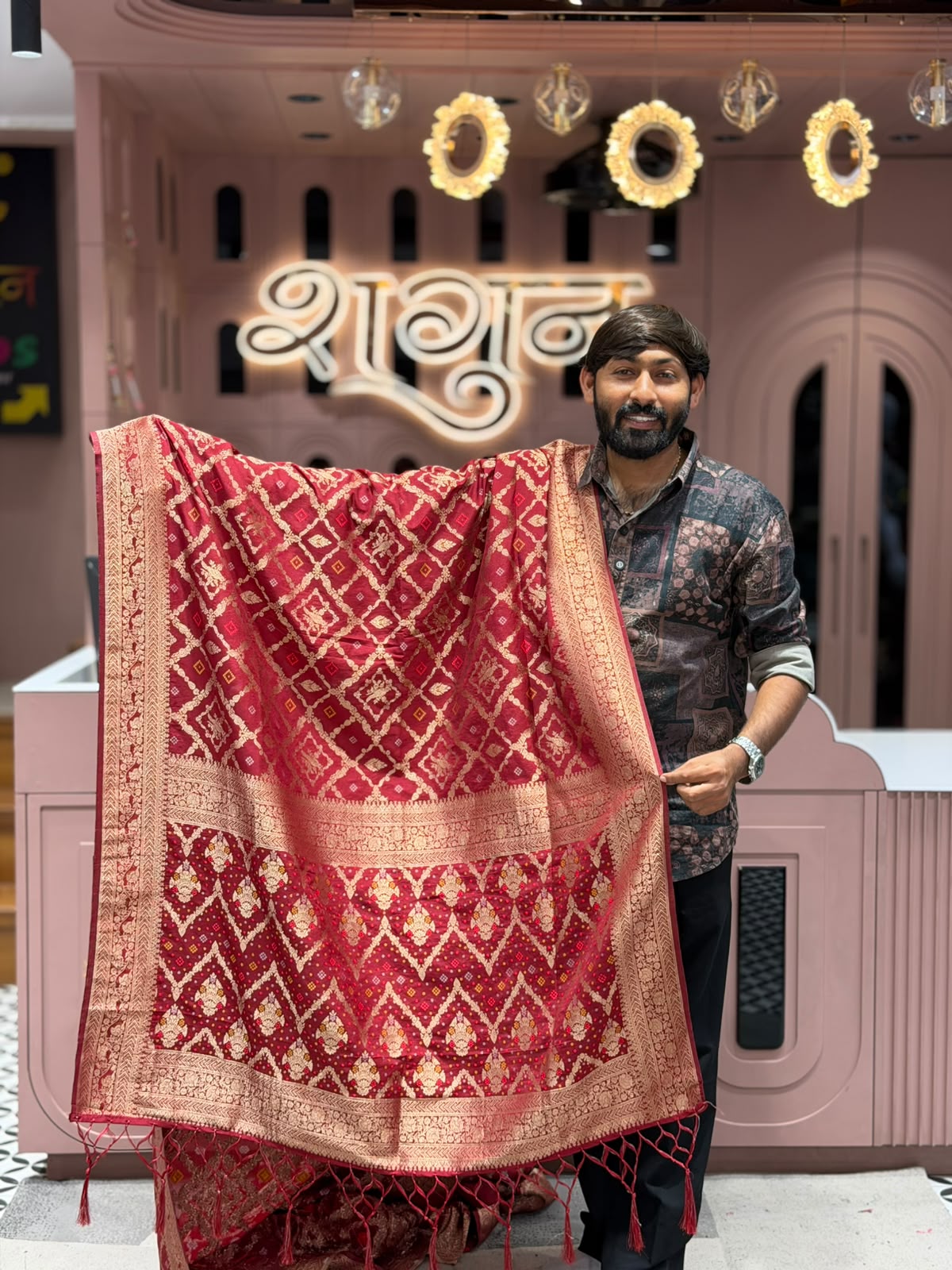SHAGUN FASHION Premium Gajji Silk Patola & Bandhani Print Saree with Heavy Zari Weaved Pallu & Tassels