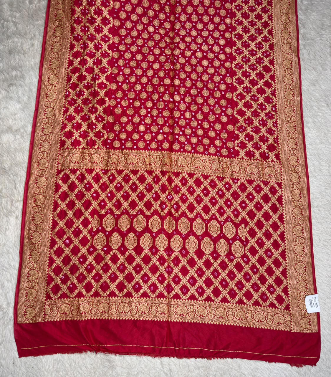 SHAGUN FASHION Premium Bandhani Silk Saree with Rich Zari Weaving & Designer Border