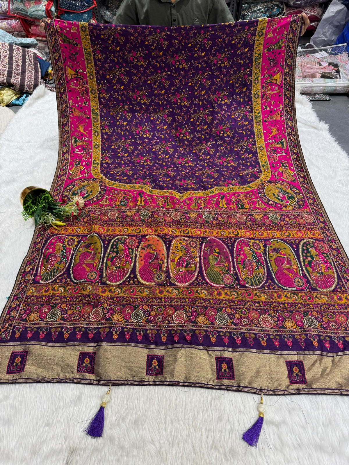 👑 Royal Pashmina Saree with King-Queen Pallu & Lagdi Patto | Vadivela & Floral Work | Just ₹1850! 🌸✨