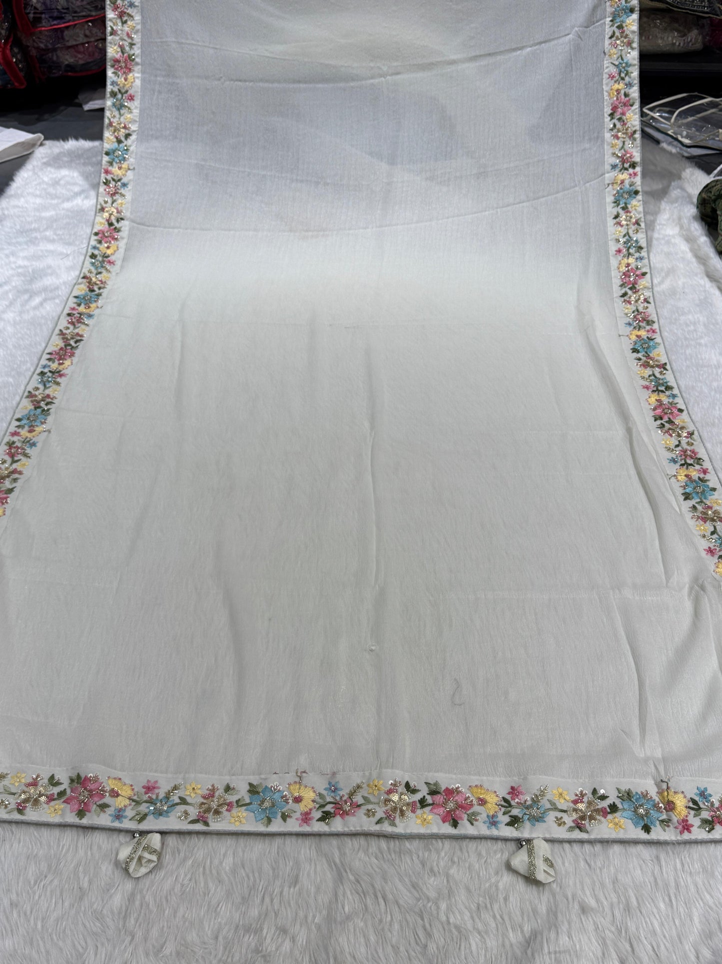 Elegant Organza Saree with Border Work & Designer Blouse🌸✨
