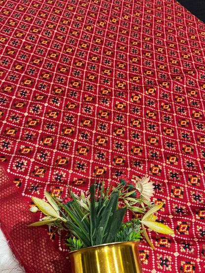 💫 Patola Style Saree with Full Pallu & Bottom Work 🧵 | Samosa-less Border ✨ | Budget-Friendly Traditional Wear 💸 | Perfect for Navratri & Festivals 💃