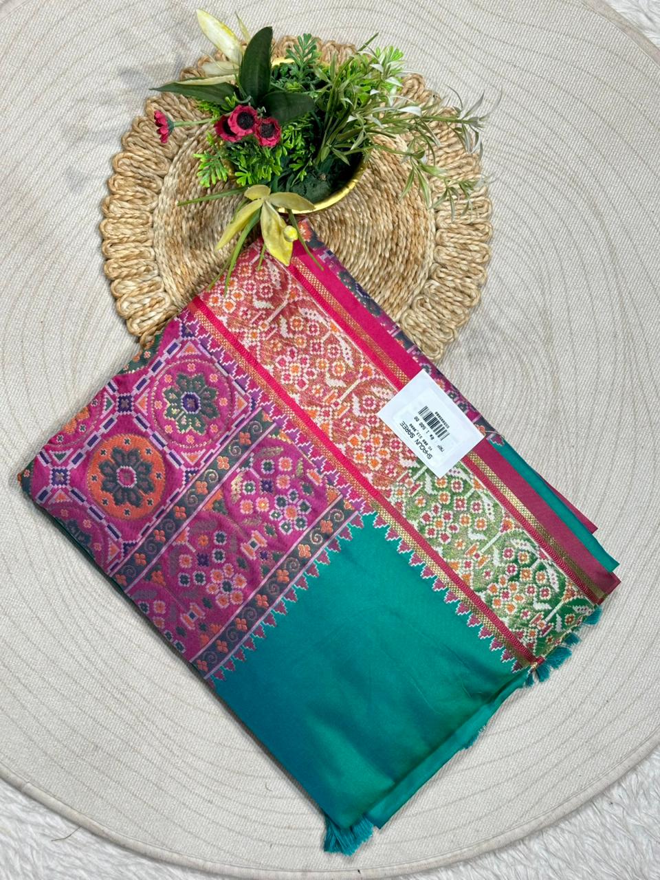 Traditional Elegance Redefined: The Must-Have Saree from SHAGUN FASHION