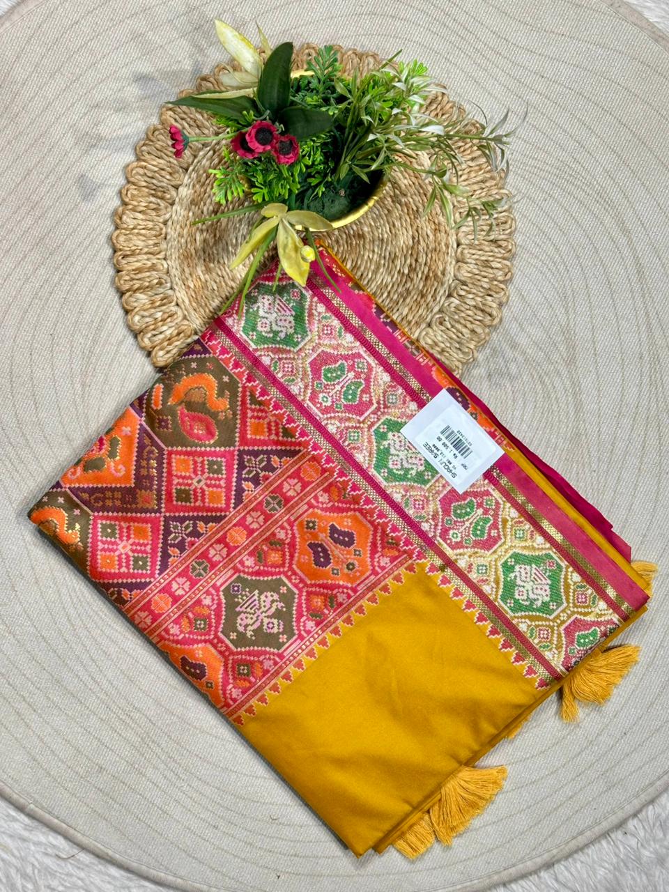 Traditional Elegance Redefined: The Must-Have Saree from SHAGUN FASHION