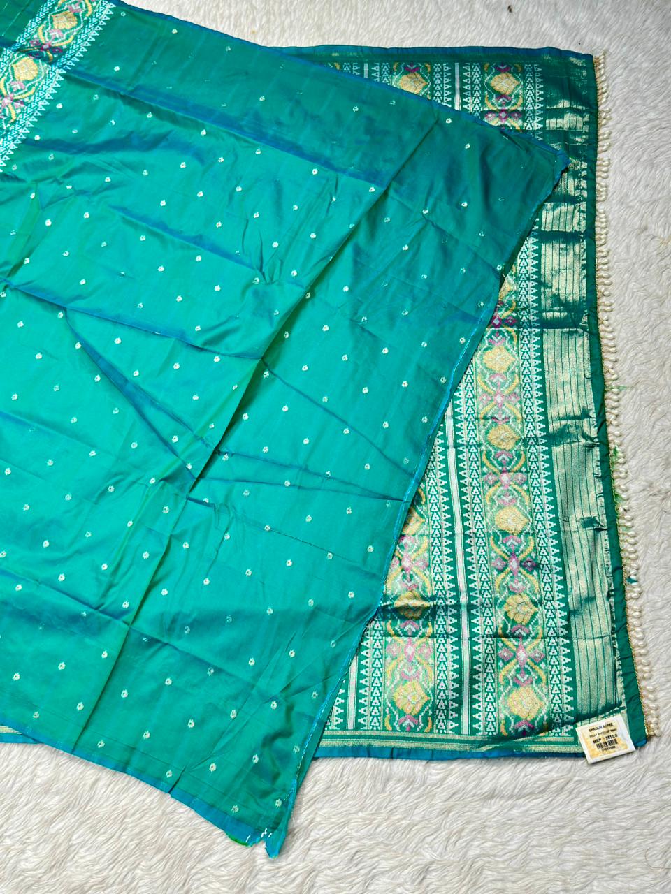 Steal the Show in This Gorgeous Green Saree – Only at SHAGUN FASHION