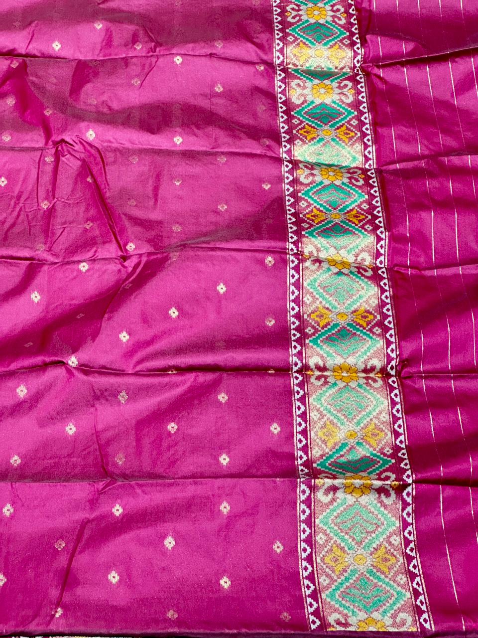 Magenta Festive Saree – Must-Have from SHAGUN FASHION