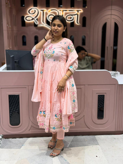 SHAGUN FASHION Beautiful Floral Anarkali Kurti Pant Set With Dupatta