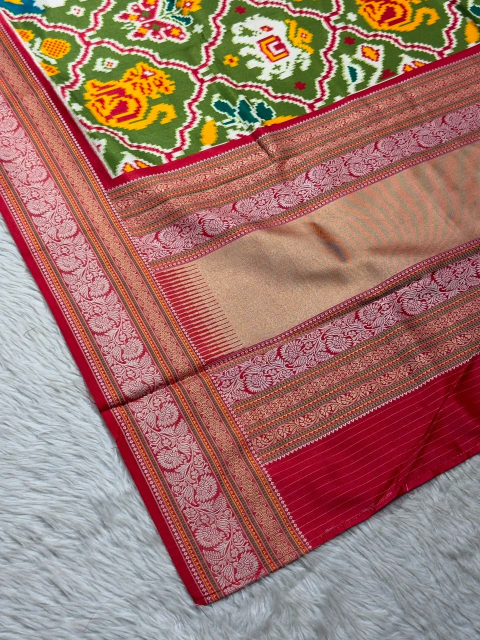SHAGUN FASHION Exclusive: Premium Silk Patola Saree with Traditional Border
