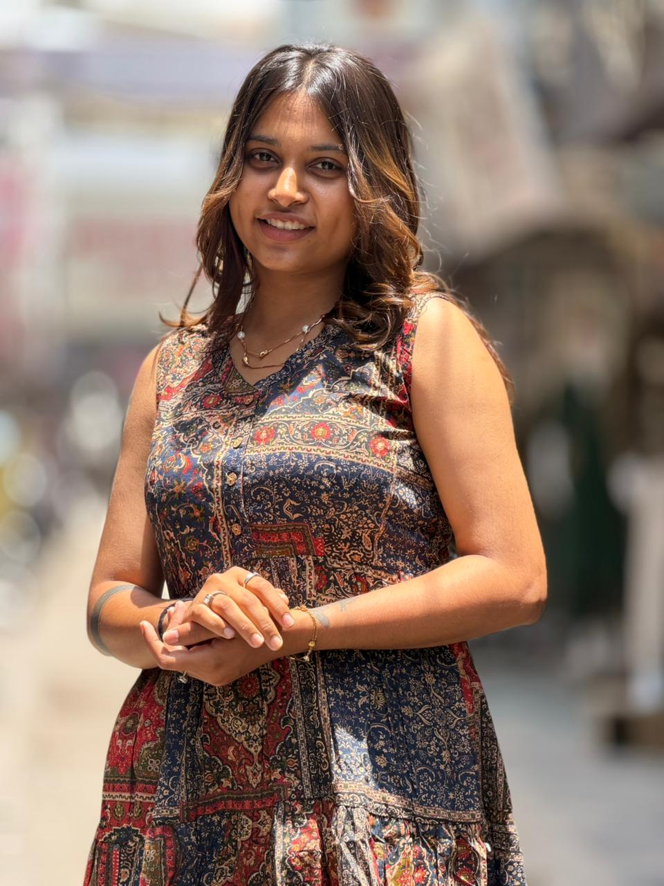 SHAGUN FASHION Premium Printed Sleeveless Tiered Midi Dress