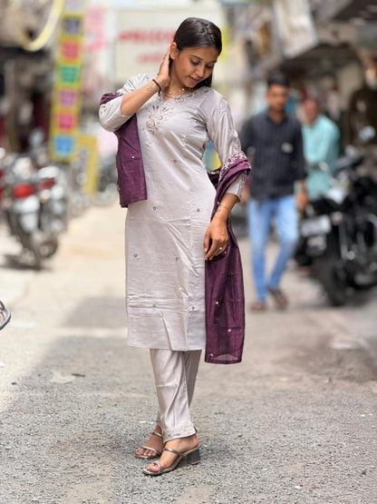 SHAGUN FASHION Premium Silk Kurti Pant Set with Dupatta
