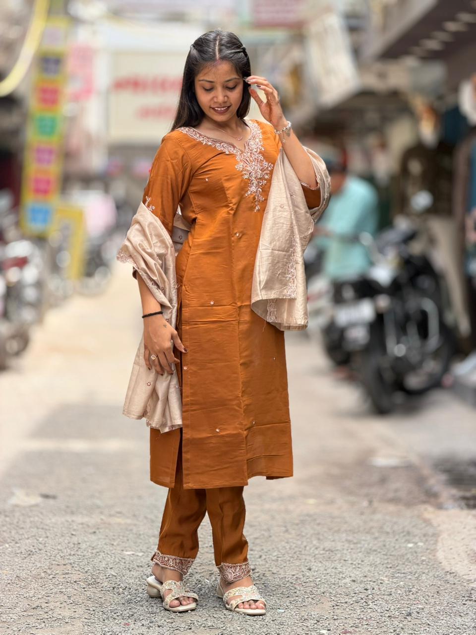 SHAGUN FASHION Premium Silk Kurti Pant Set with Dupatta