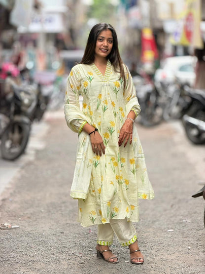 SHAGUN FASHION Premium Floral Print Anarkali Kurta, Pant & Dupatta Set
