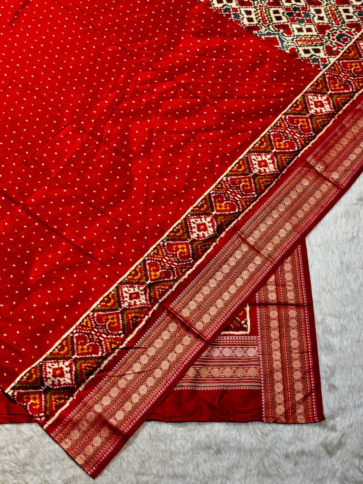 SHAGUN FASHION Rudraksh Patola Cotton Silk Saree With Zari Border