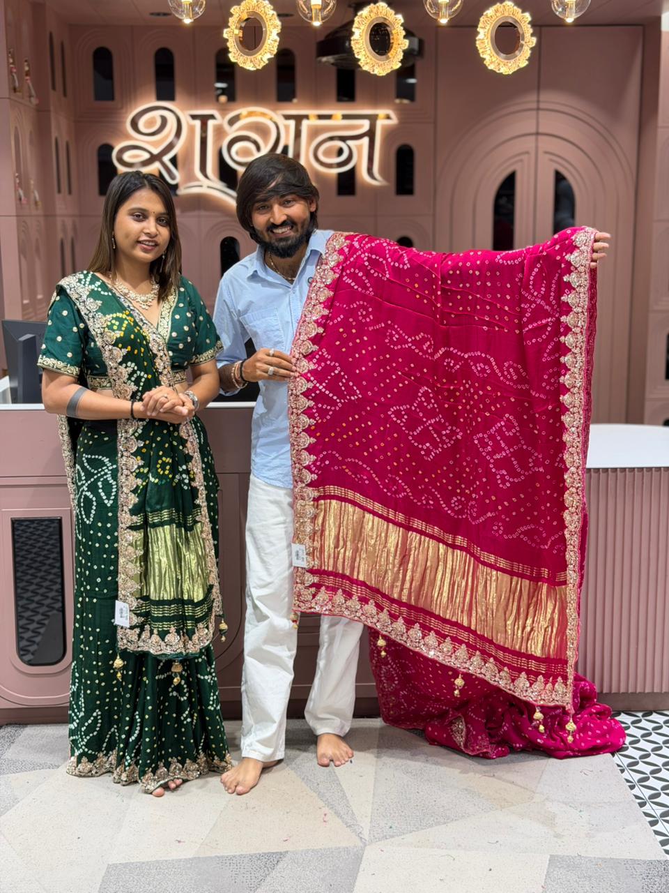 Traditional Pure Gajji Silk Bandhani Saree with Heavy Zari Lagdi Patta & Designer Blouse Piece