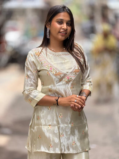 SHAGUN FASHION Festive Shimmer Kurti & Plazo Set