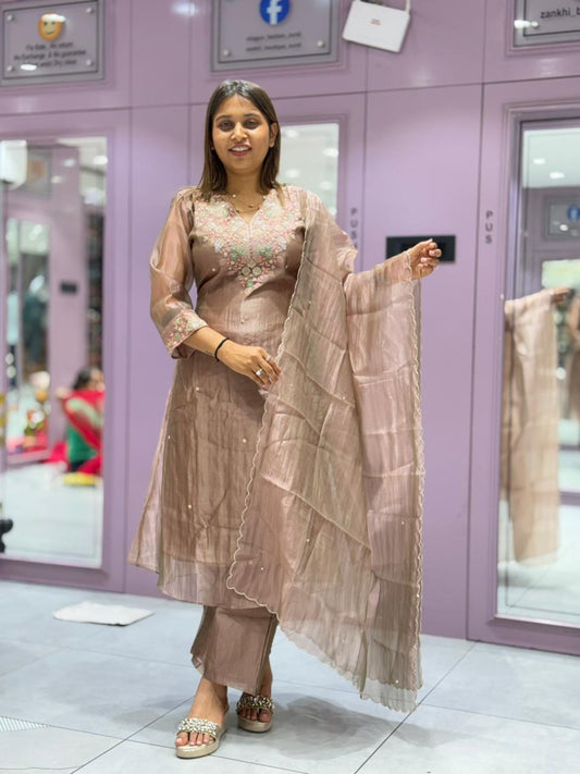 SHAGUN FASHION Premium Organza Silk Kurti Set with Scallop Dupatta