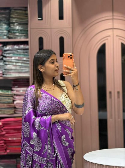 SHAGUN FASHION Premium Purple Bandhani Silk Saree