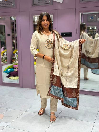 SHAGUN FASHION Premium Elegant Cream Ethnic Kurta Set with Designer Dupatta