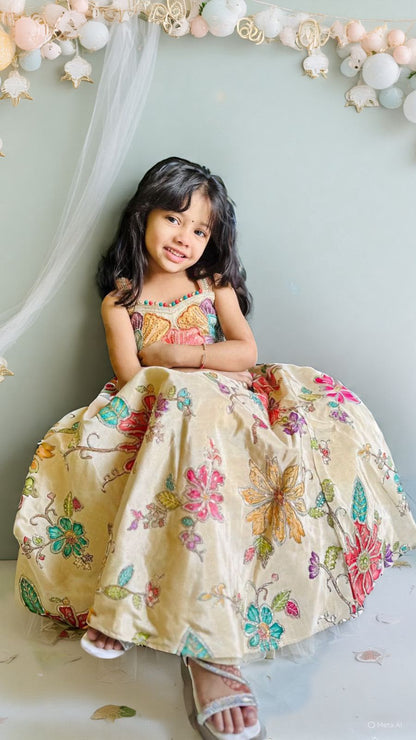 SHAGUN FASHION Kids Premium Floral Lehenga Choli Set
