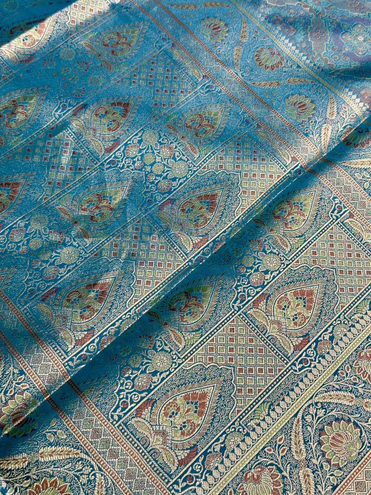 SHAGUN FASHION Premium Zari Woven Gajji Silk Saree with Elegant Pearl Latkan