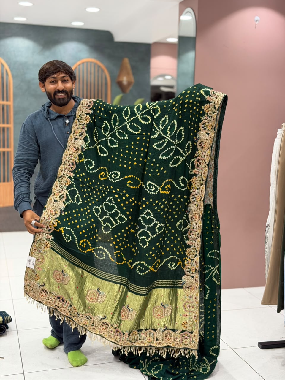 SHAGUN FASHION Designer Heavy Bandhani Georgette Saree with Handwork & Zari Border