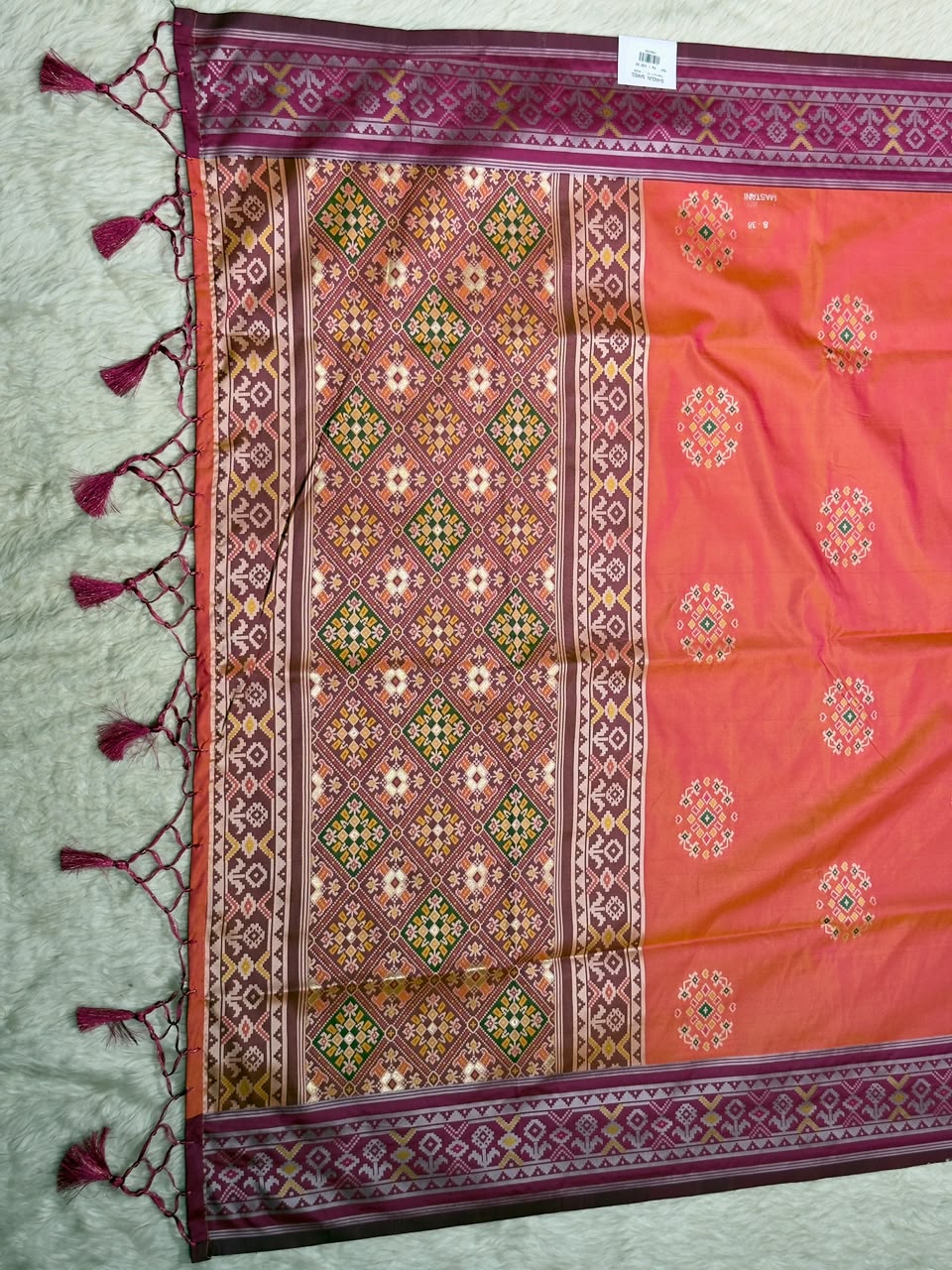 SHAGUN FASHION Traditional Gajji Silk Patola Print Saree with Designer Border & Tassels
